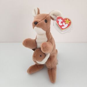 Vintage TY Beanie Babies Pouch the Kangaroo Plush Animal 1996